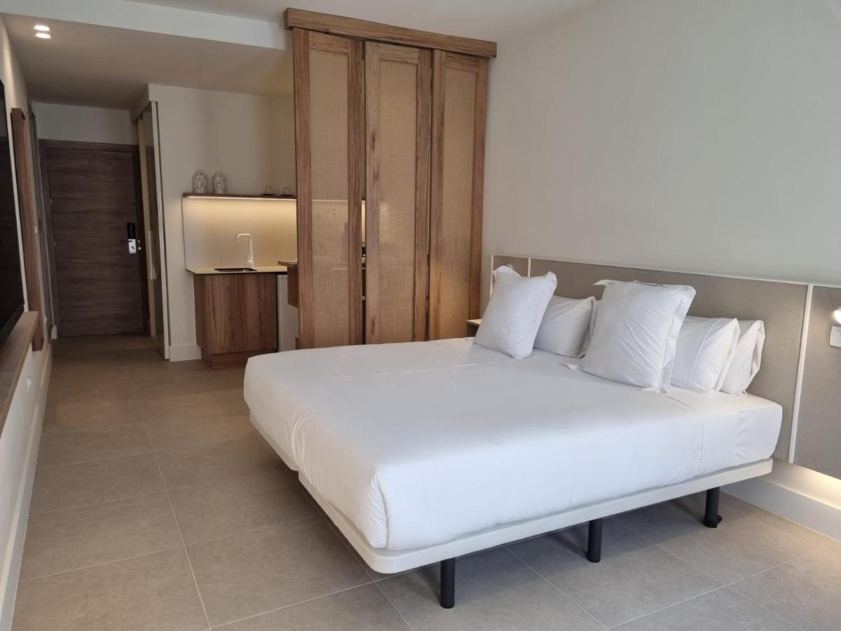 Reina Victoria Velazquez Apartment Alicante Ngoại thất bức ảnh