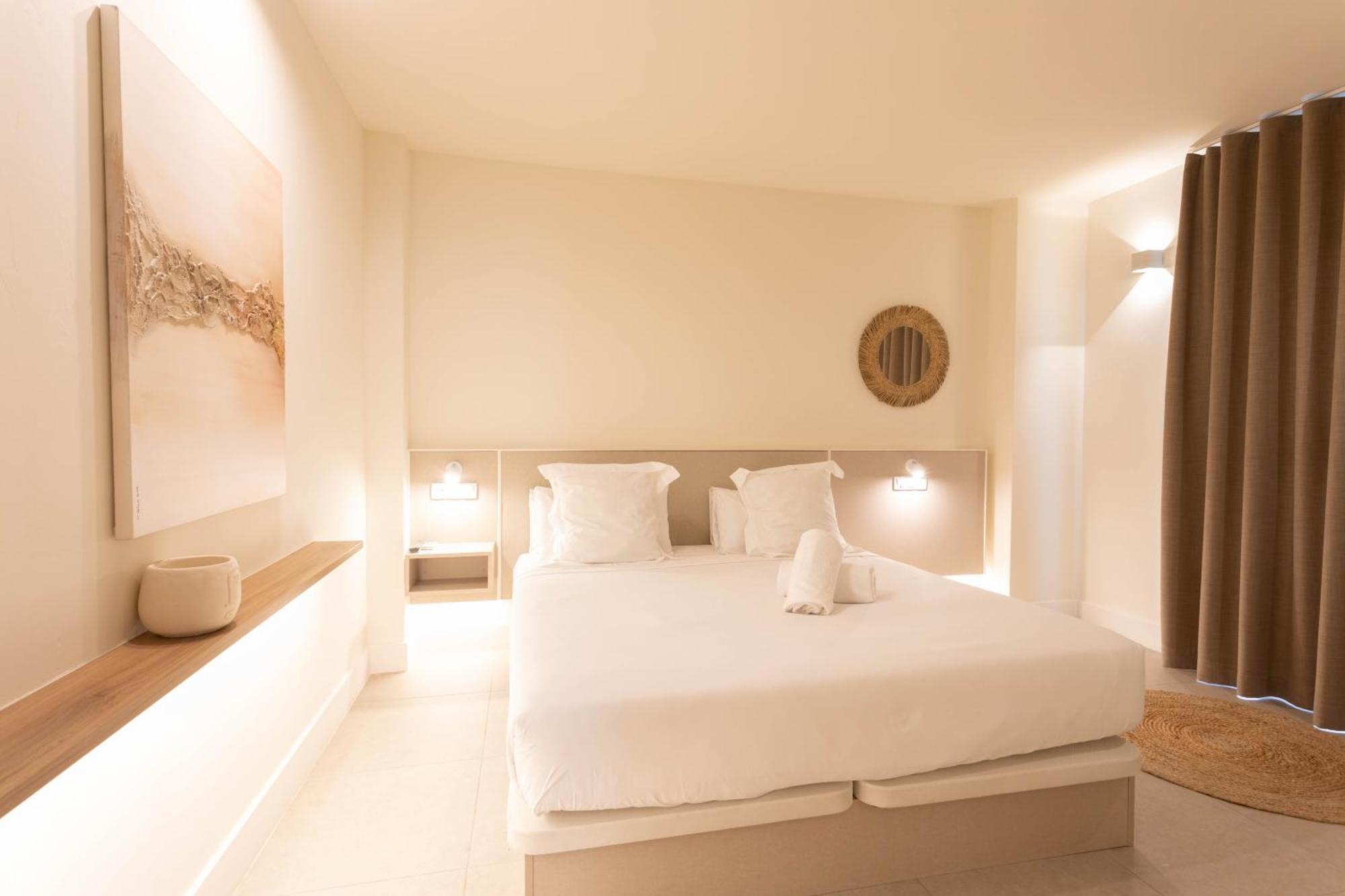 Reina Victoria Velazquez Apartment Alicante Ngoại thất bức ảnh
