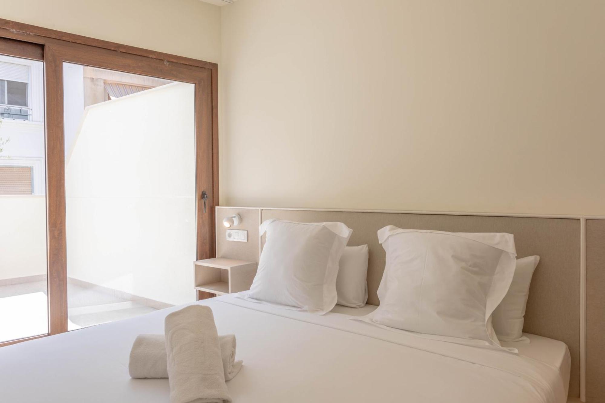 Reina Victoria Velazquez Apartment Alicante Ngoại thất bức ảnh