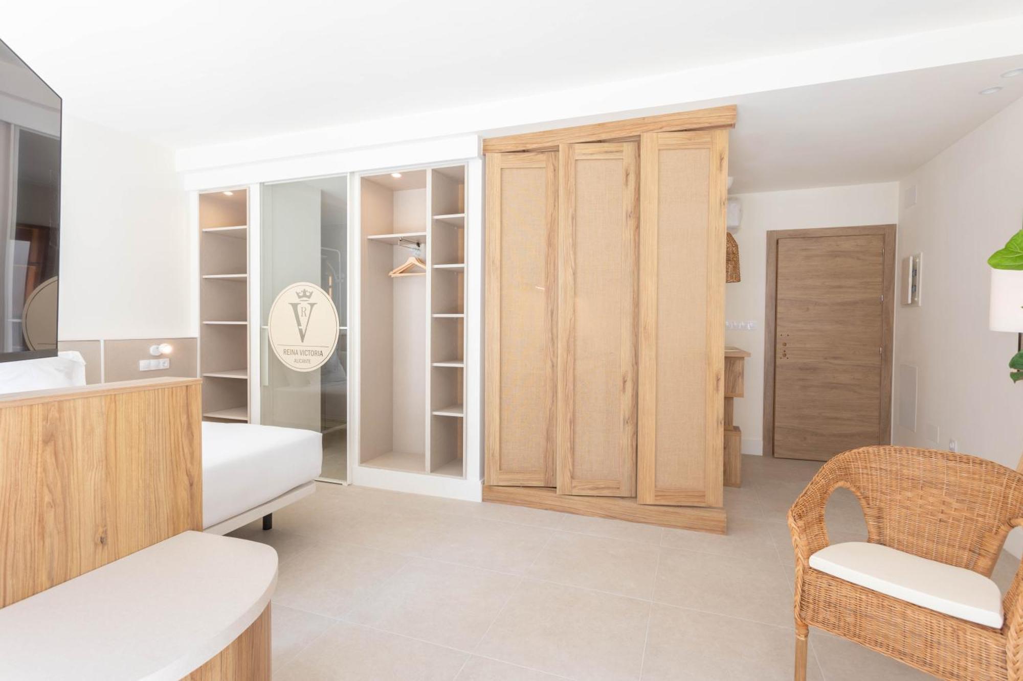 Reina Victoria Velazquez Apartment Alicante Ngoại thất bức ảnh