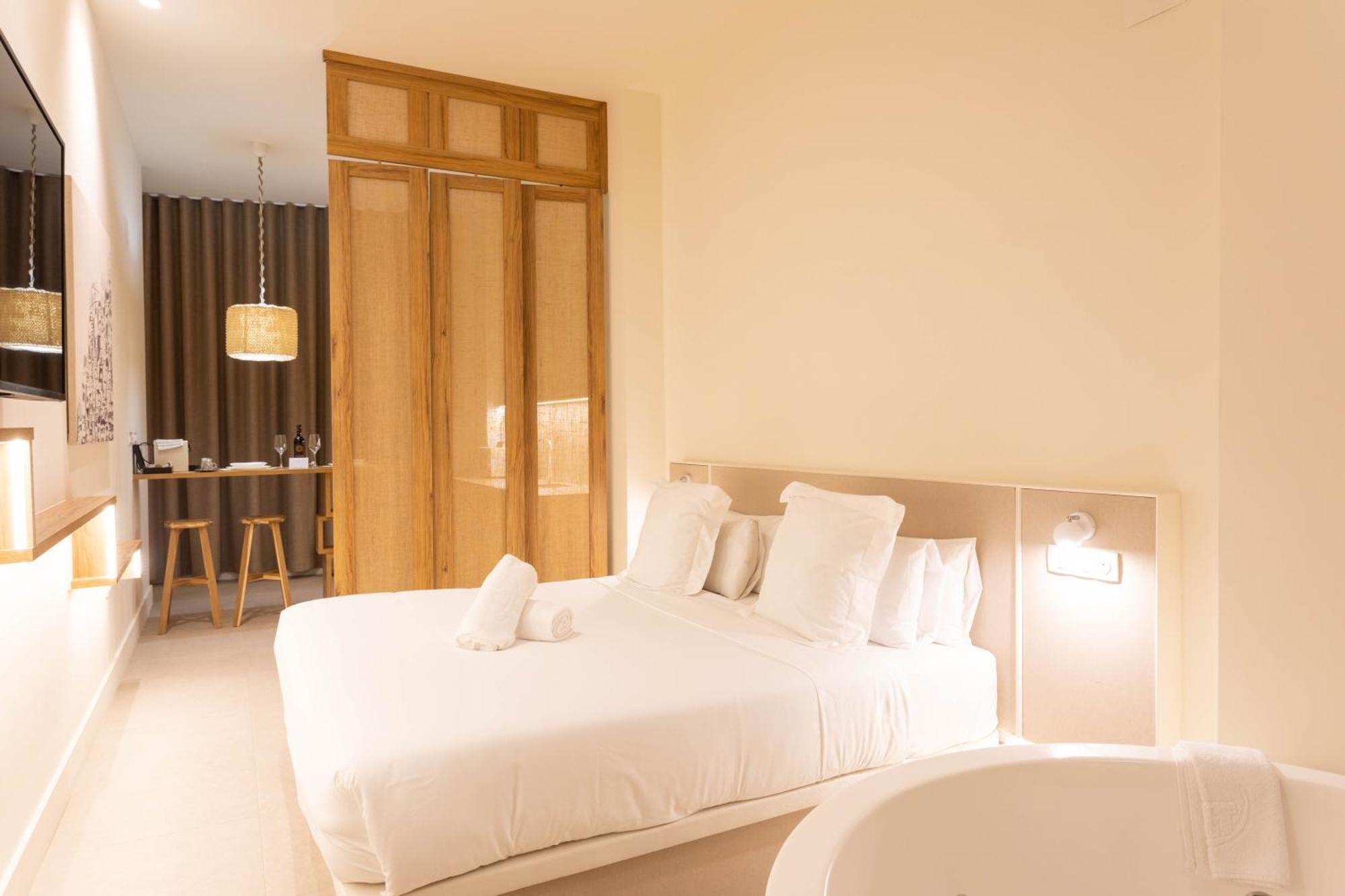 Reina Victoria Velazquez Apartment Alicante Ngoại thất bức ảnh