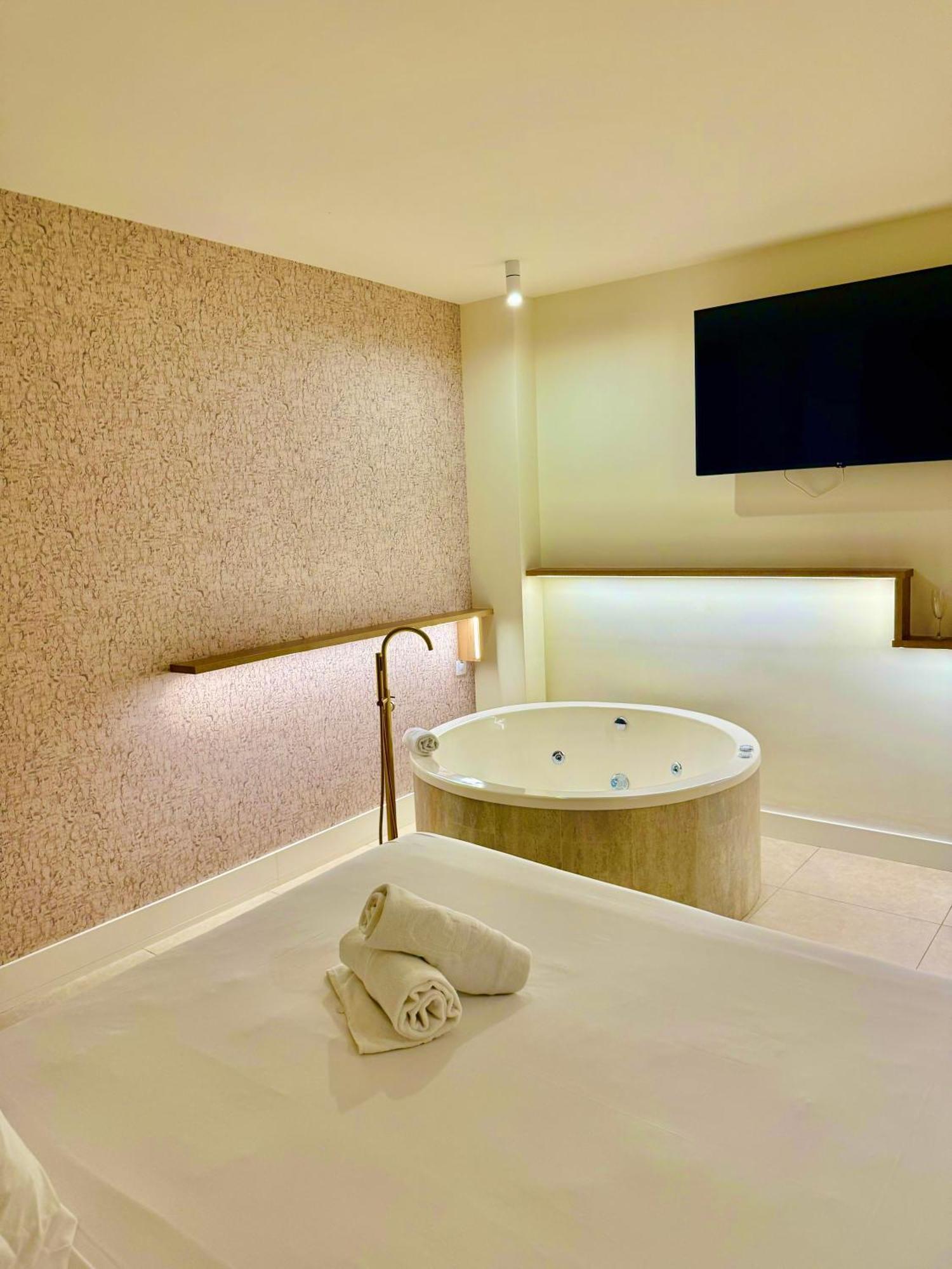 Reina Victoria Velazquez Apartment Alicante Ngoại thất bức ảnh
