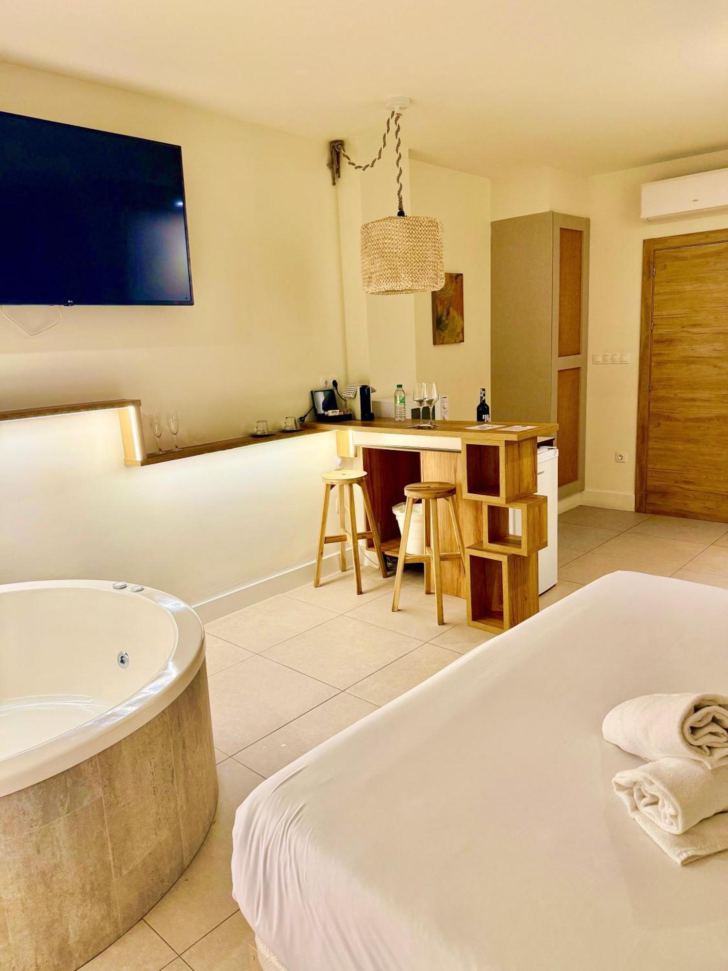 Reina Victoria Velazquez Apartment Alicante Ngoại thất bức ảnh