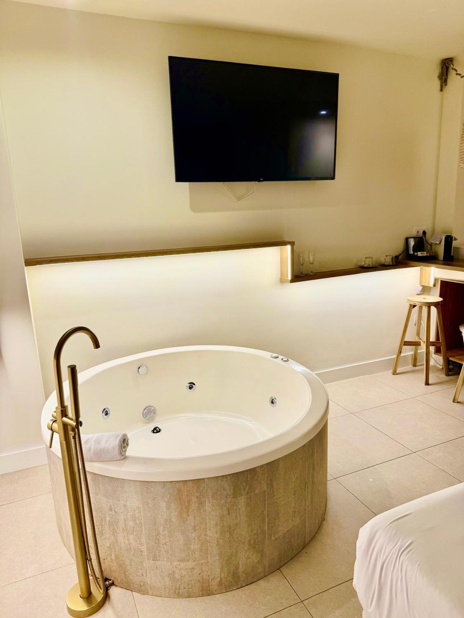 Reina Victoria Velazquez Apartment Alicante Ngoại thất bức ảnh