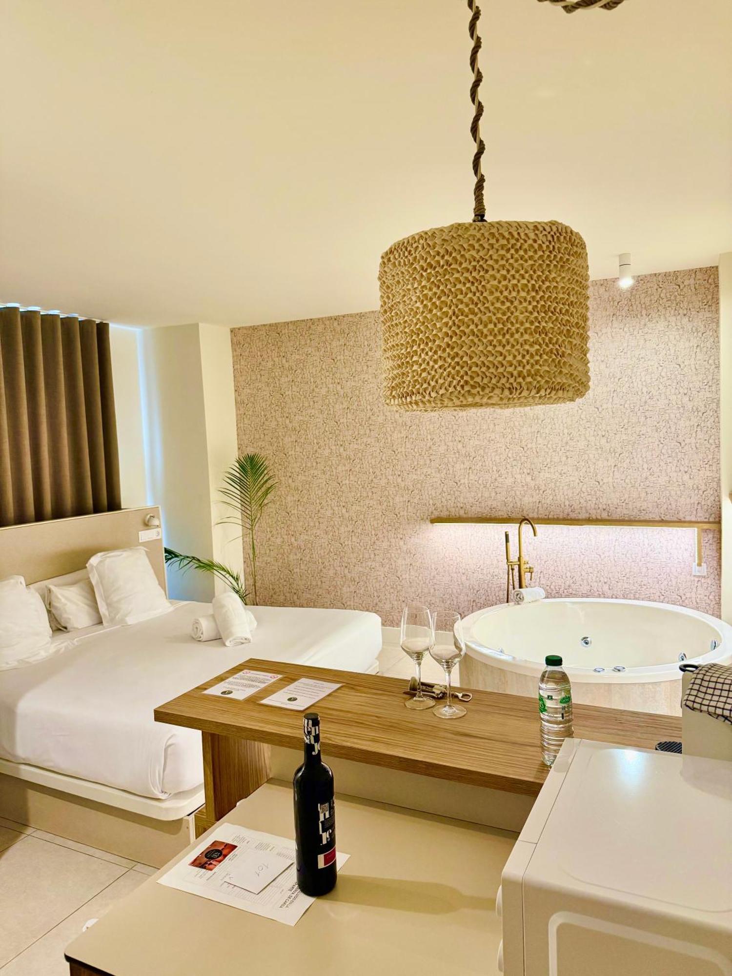 Reina Victoria Velazquez Apartment Alicante Ngoại thất bức ảnh