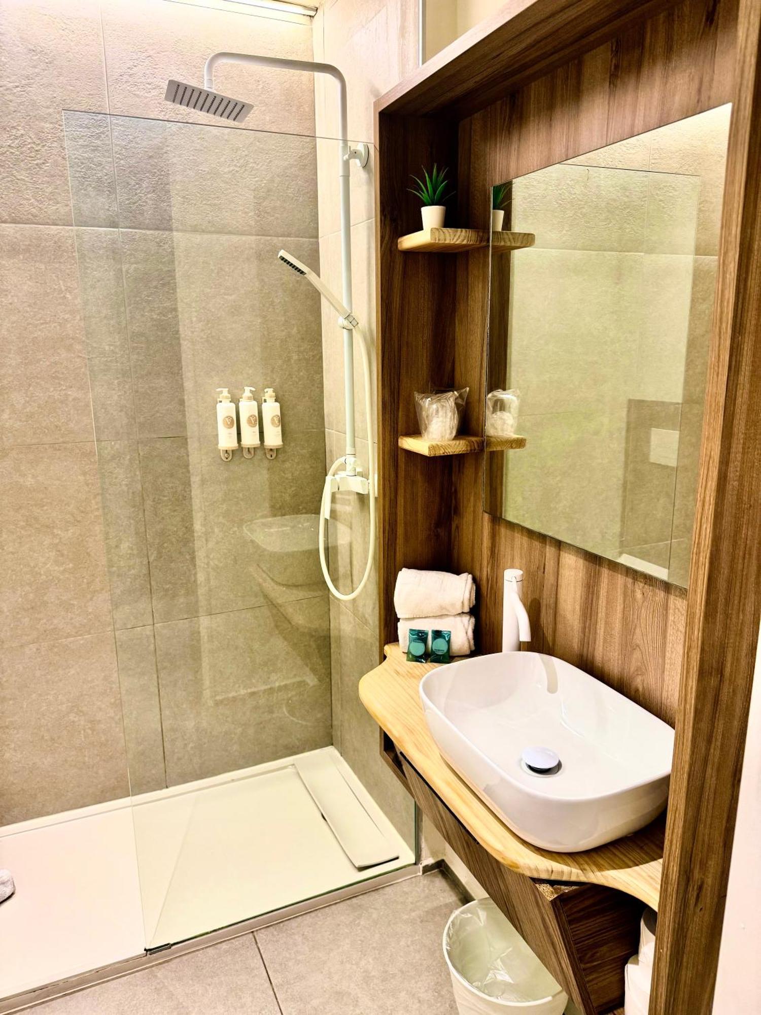 Reina Victoria Velazquez Apartment Alicante Ngoại thất bức ảnh
