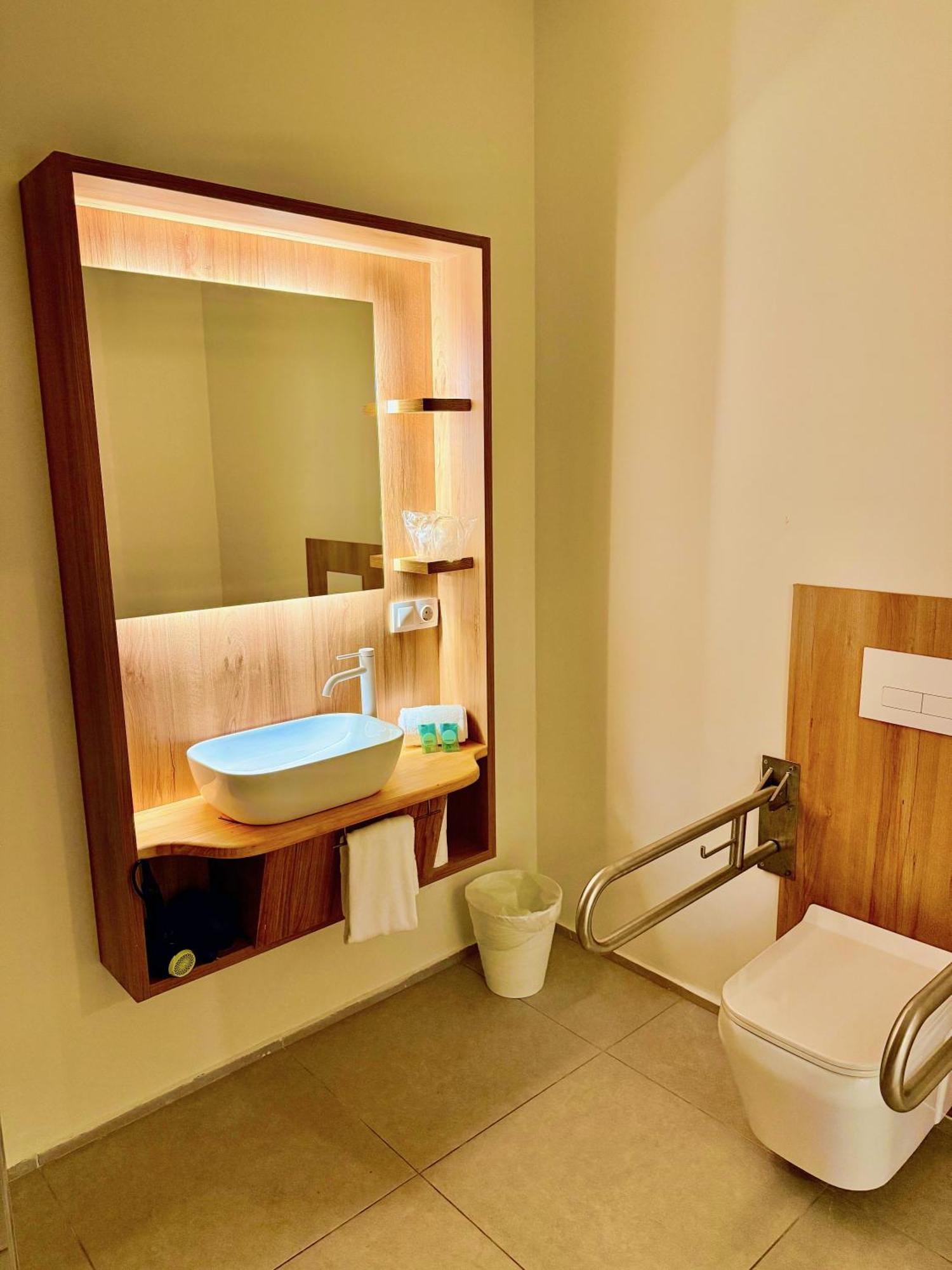 Reina Victoria Velazquez Apartment Alicante Ngoại thất bức ảnh
